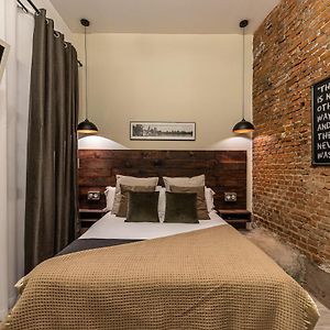Habitación Económica con Cama King